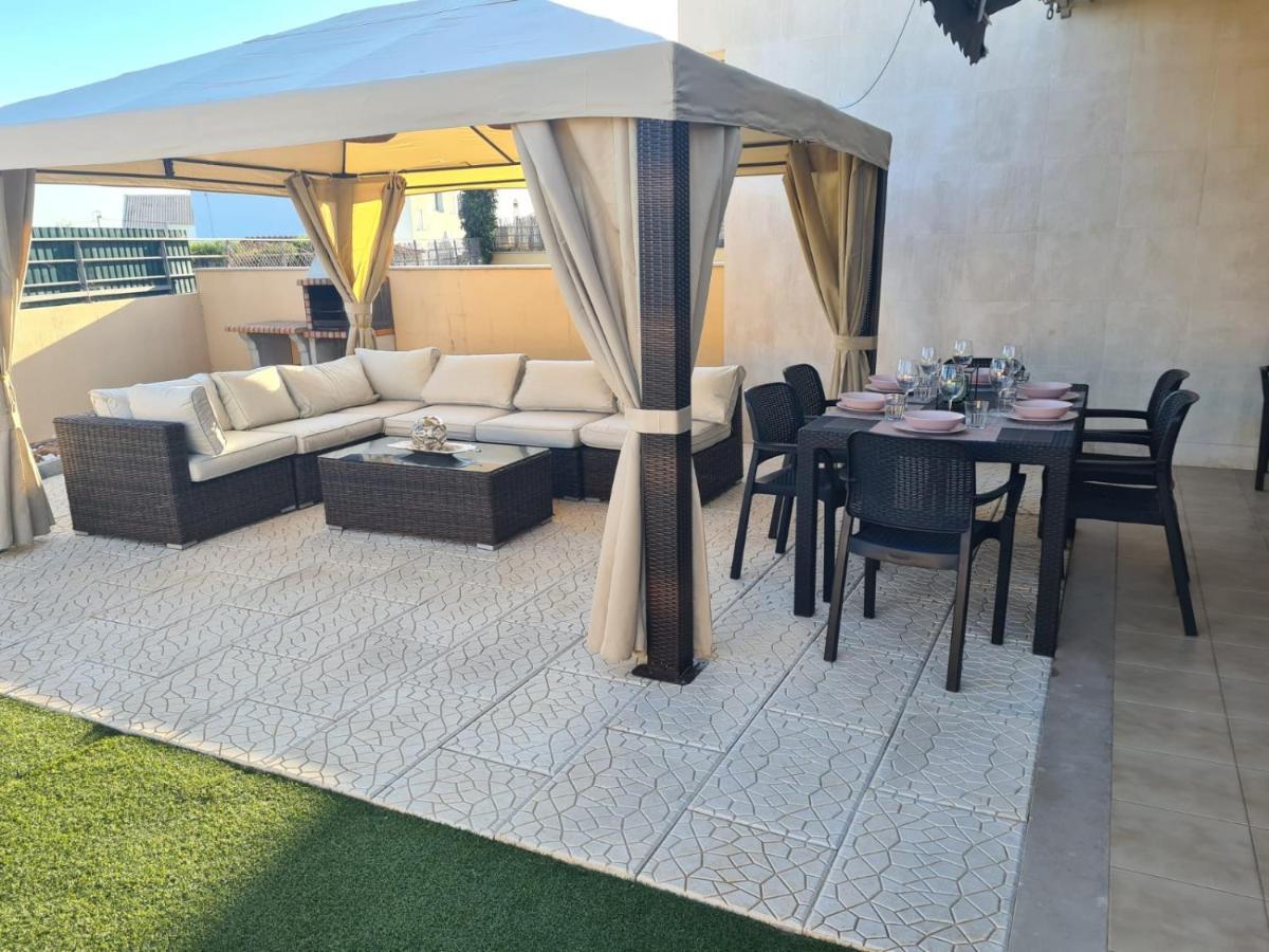 Stunning Villa With Pool アルブフェイラ エクステリア 写真
