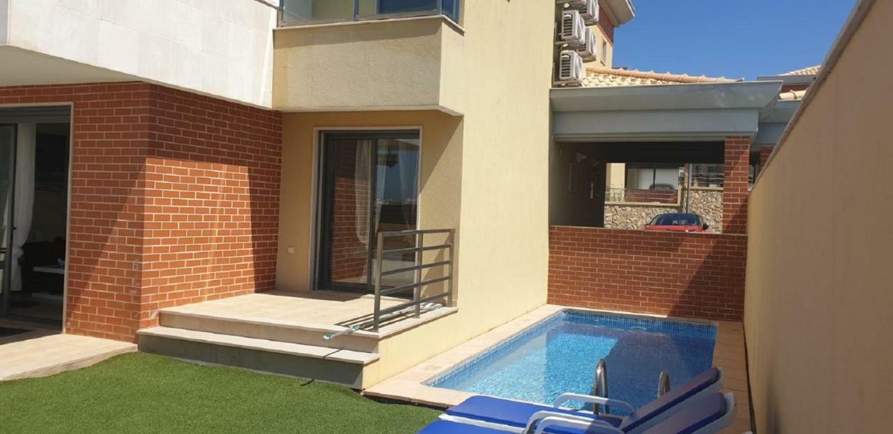 Stunning Villa With Pool アルブフェイラ エクステリア 写真